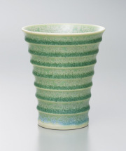 鶯玉段付酒杯（真右エ門窯）桐箱入