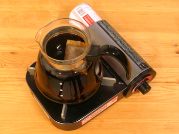 ８分たったら火を止めます