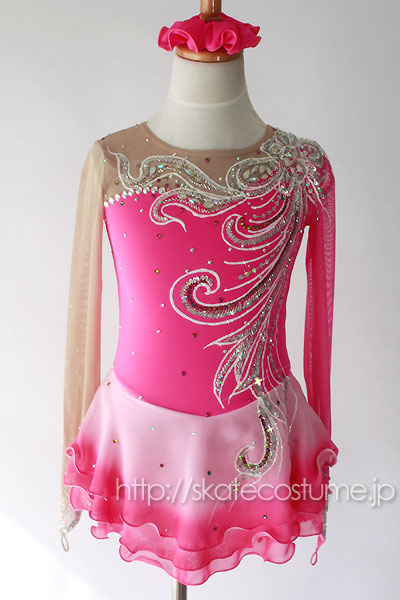 大会用フィギュアスケートコスチューム