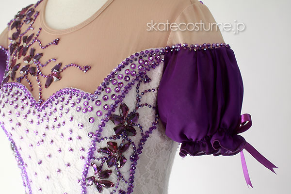 紫髪のフィギュア 白いジャケット Amazon.co.jp: 海牛工業1/12 フィギュア ヨガの日 Inanna 素体セット