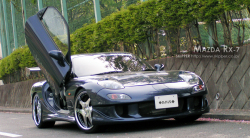 『ガルウイングキット』マツダ RX7(FD3S)用【SKIPPER製】