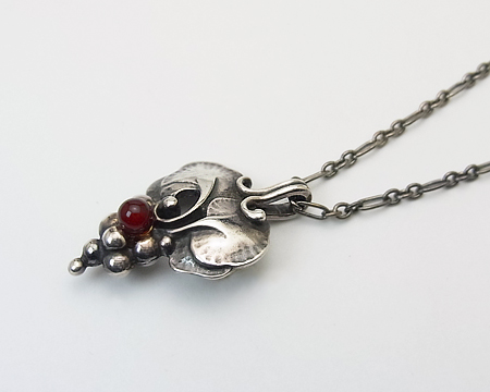 ◇ジョージジェンセン◇イヤー カーネリアン ネックレス Ag925 1996 ジョージジェンセン イヤーネックレス 1996 カーネリアン SV925