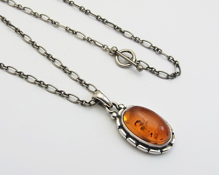 ジョージ ジェンセン] 2001 イヤーペンダント （アンバー） 