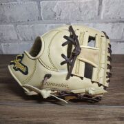 久保田スラッガーのグラブは、本格湯もみ型付けを無料サービス中