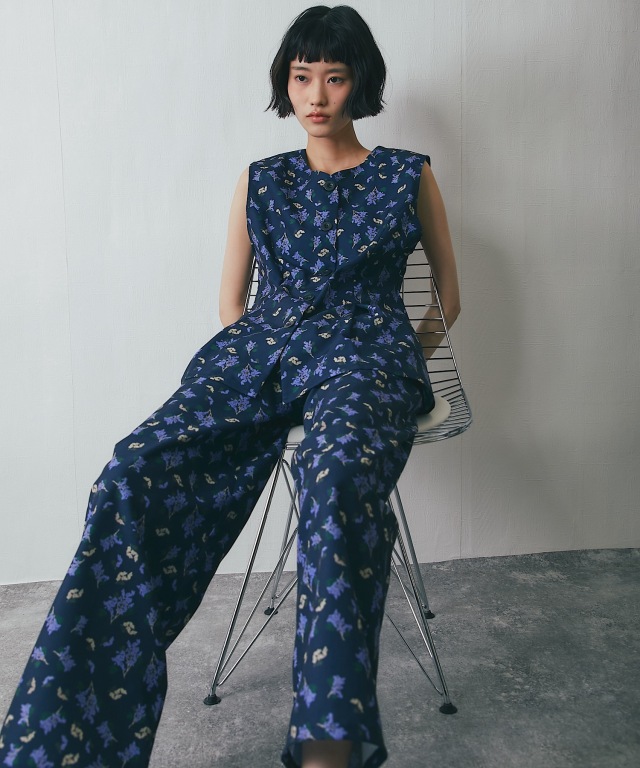 ポーカーズあつむ着用　FORMA 花柄　イージーパンツ ポーカーズあつむ着用 FORMA 花柄 イージーパンツ ヴィンテージ花柄