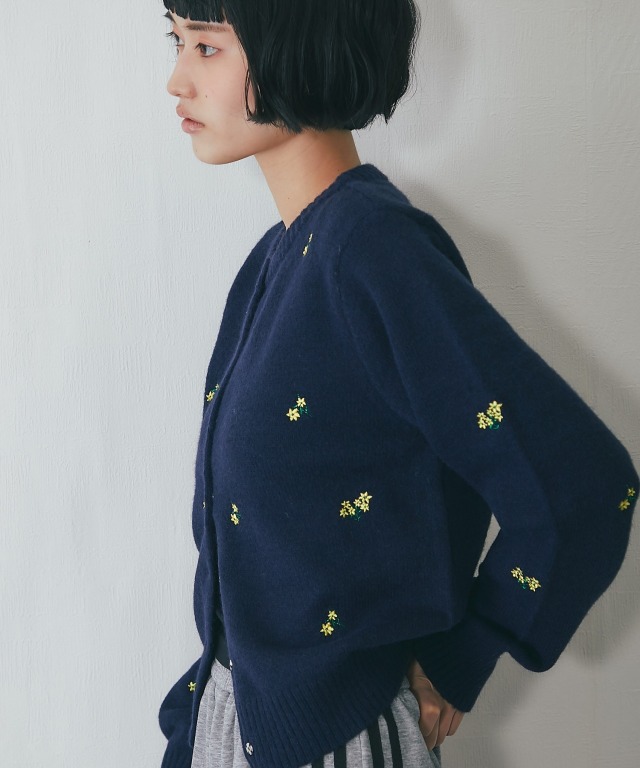 HANAEMORI 花柄刺繍 長袖カーディガン 　新品未使用♡ somari imagination（ソマリ イマジネーション）の「『花柄手