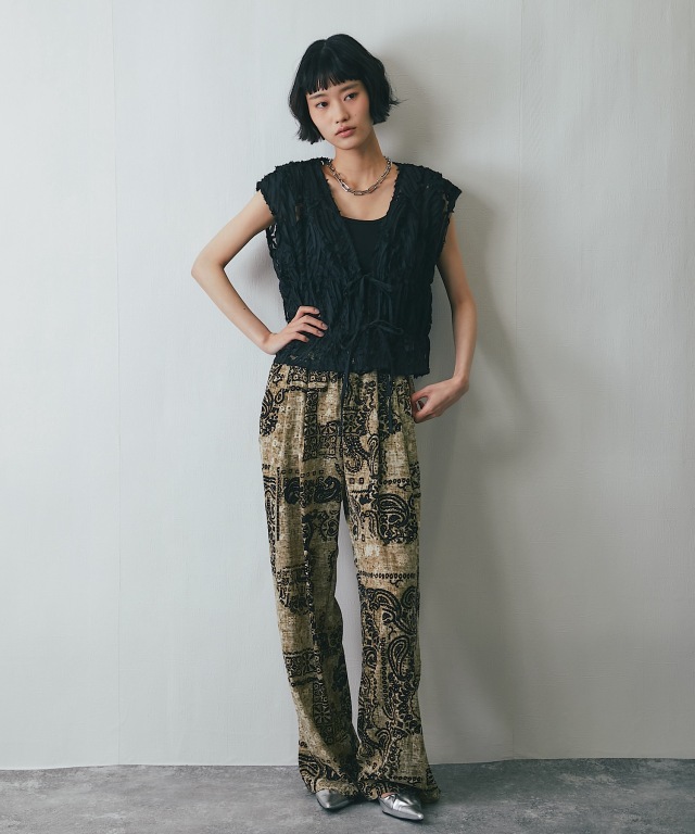 ベルベットベスト ペイズリー刺繍 ブラック v3b0112_c063.jpg?fitin=720:720