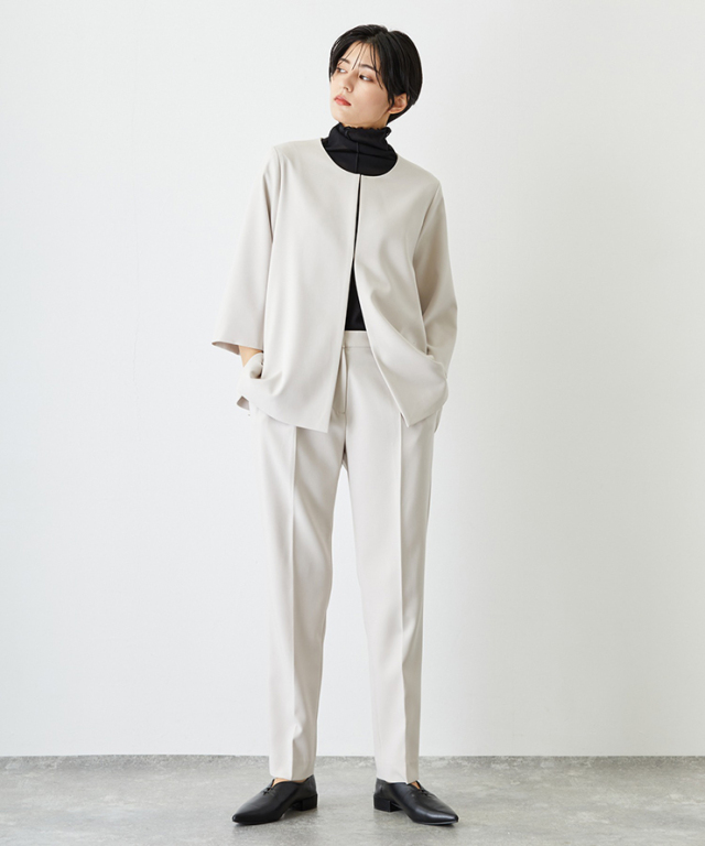 サビエム　セットアップ　ノーカラー スーツ 11号 ホワイト 白 Ｌサイズ サビエム セットアップ ノーカラー スーツ 11号 ホワイト 白 L