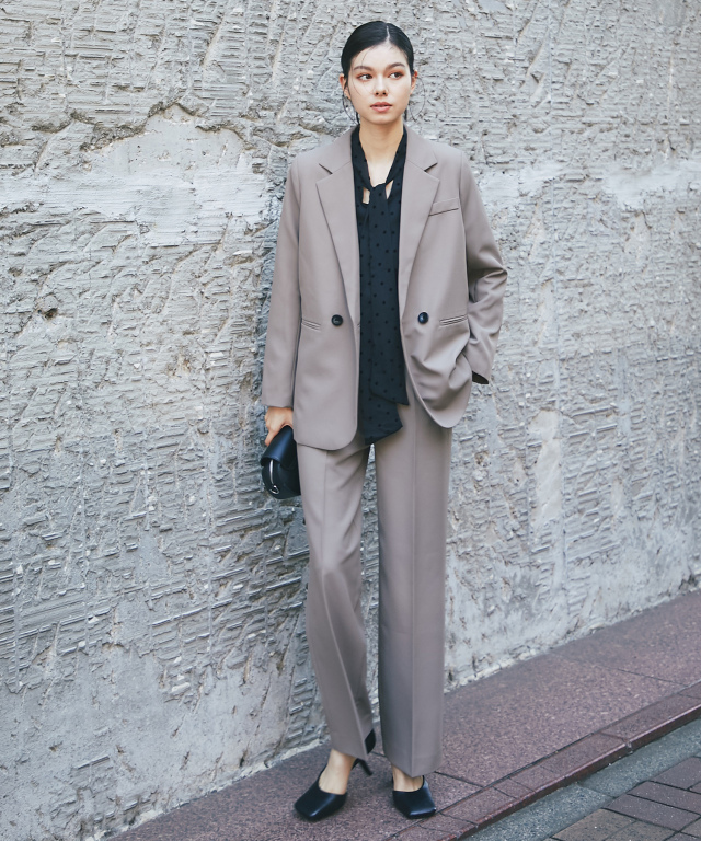 ウォッシャブルタイプ/手洗い可能） 後ろボンタンテーラードジャケット  