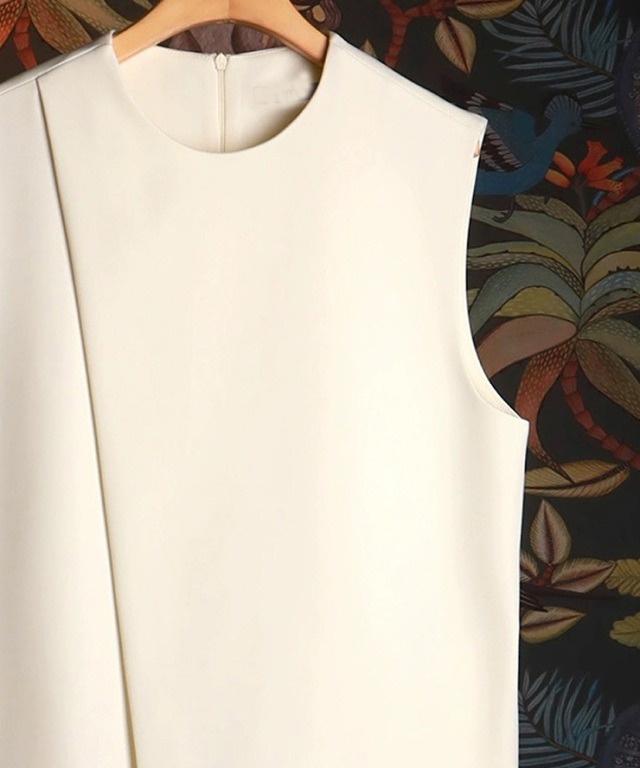 ノースリーブのラウンドネックジレ 【品番:so1-346】