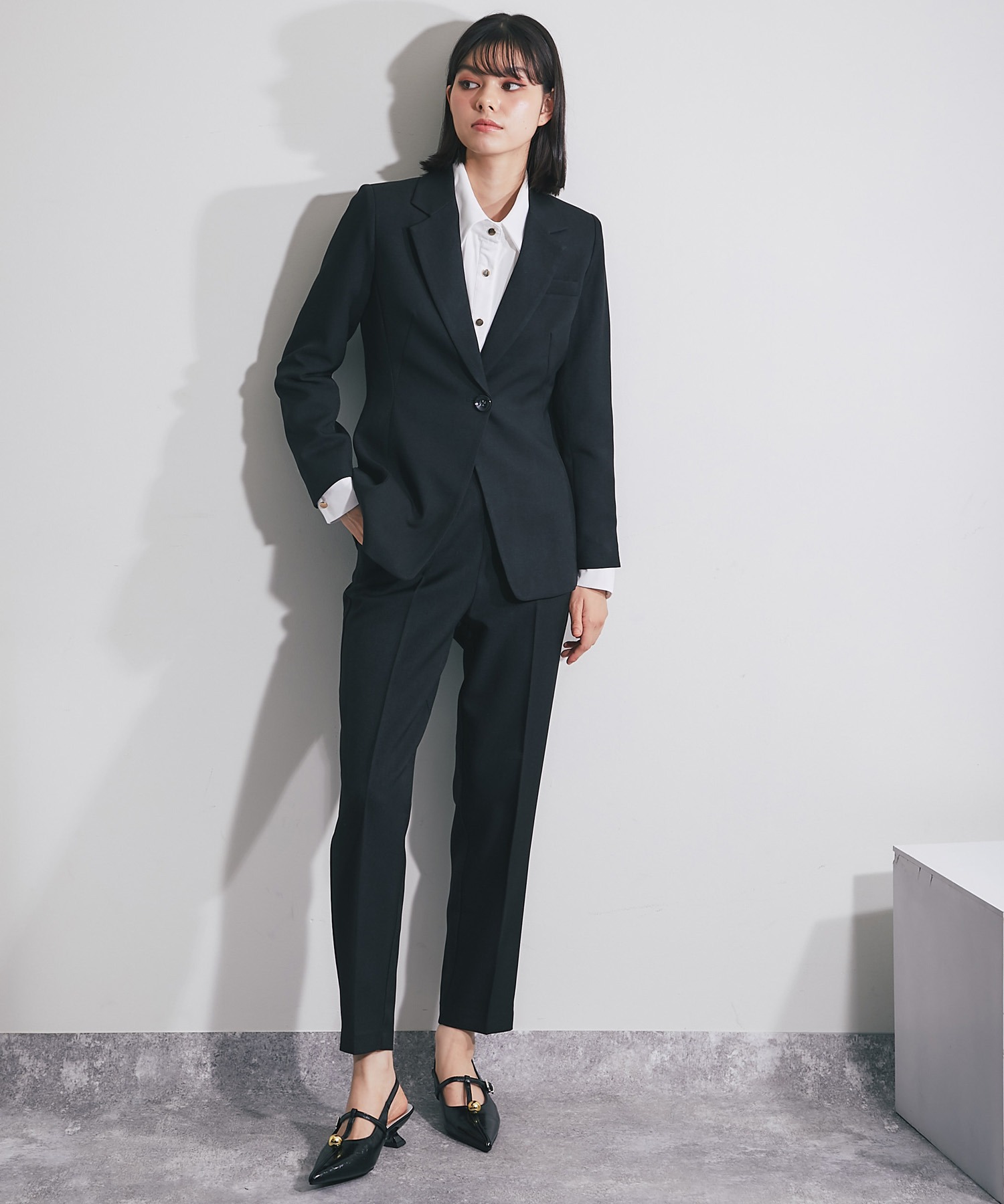 テーラードジャケット＆スラックスパンツセットアップスーツ SMILE
