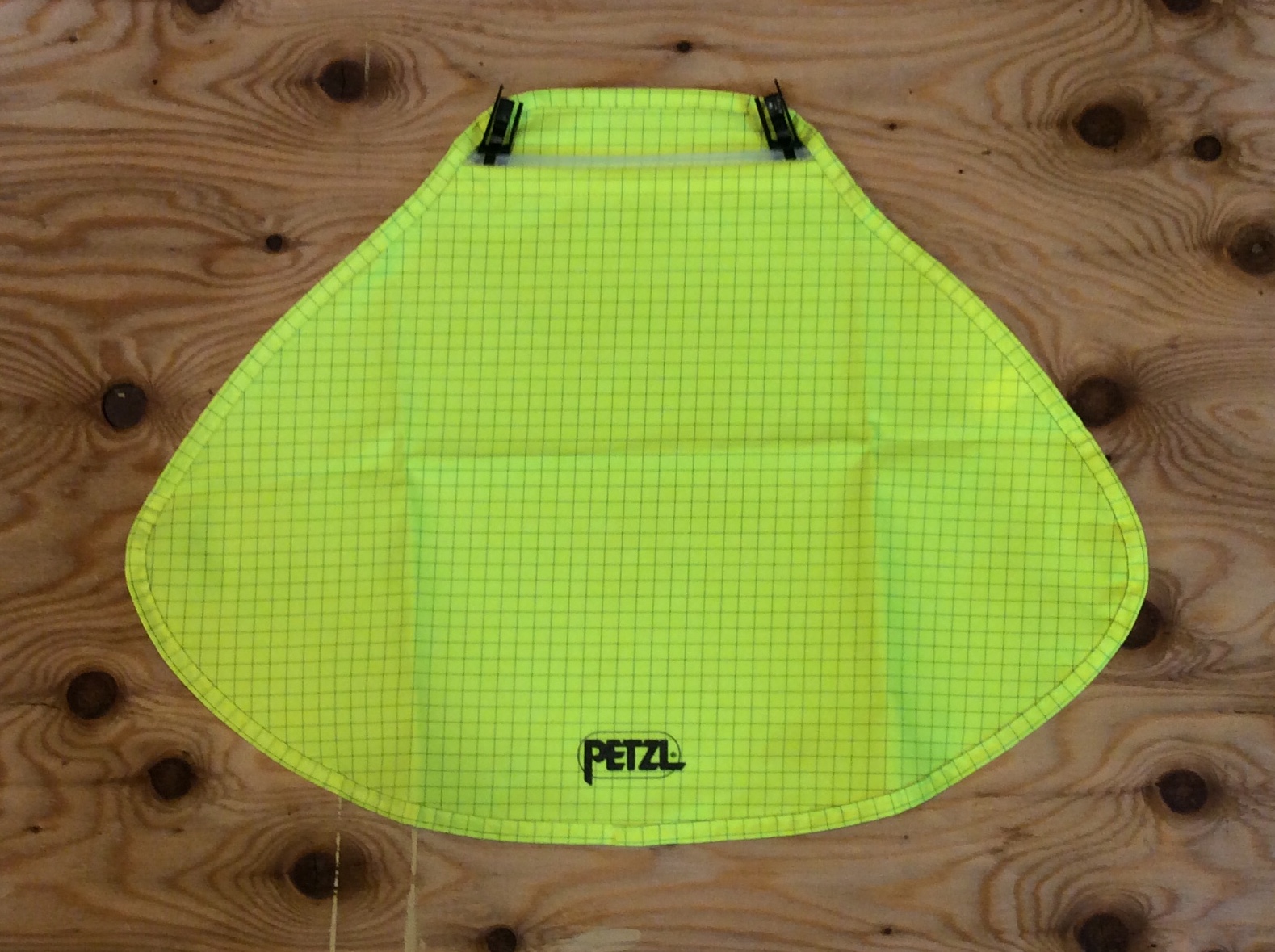 PETZL ストラト用ネックプロテクター