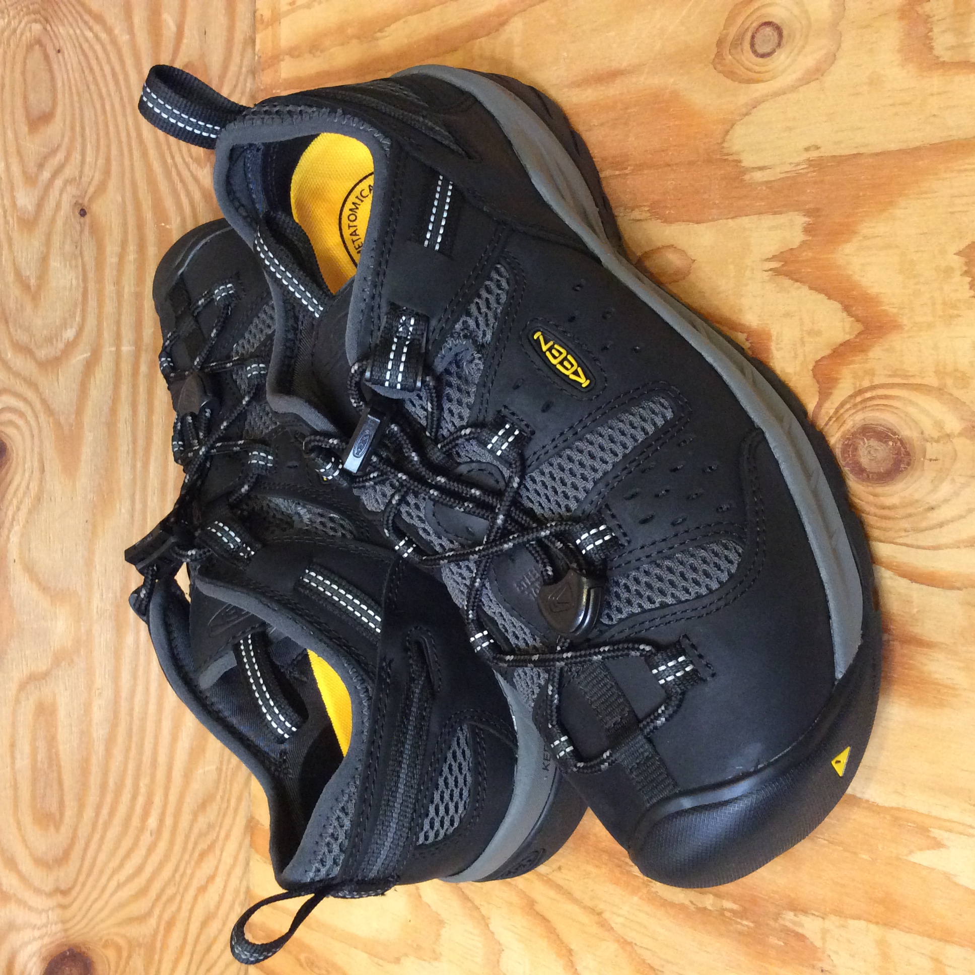 KEEN ユーティリティ アトランタ クールII ESD BLACK/DARK SHADOW