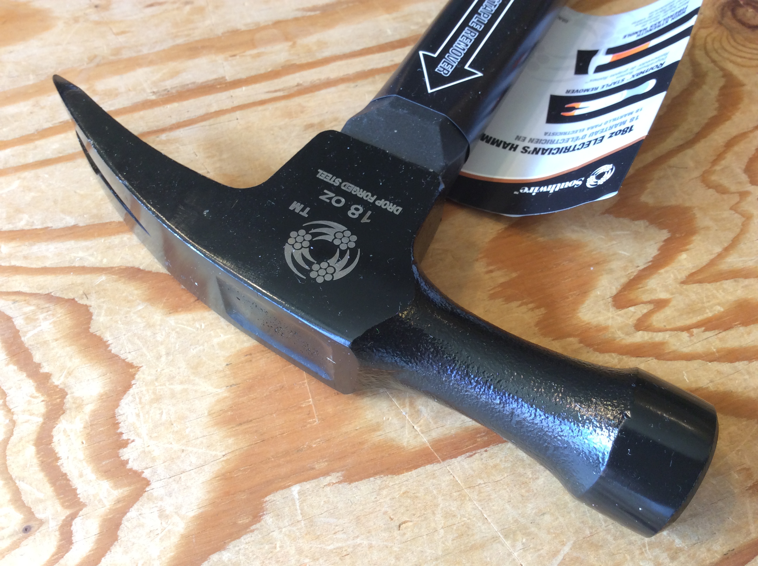 Southwire 18oz Heavy Duty Romex Electritian S Hammer