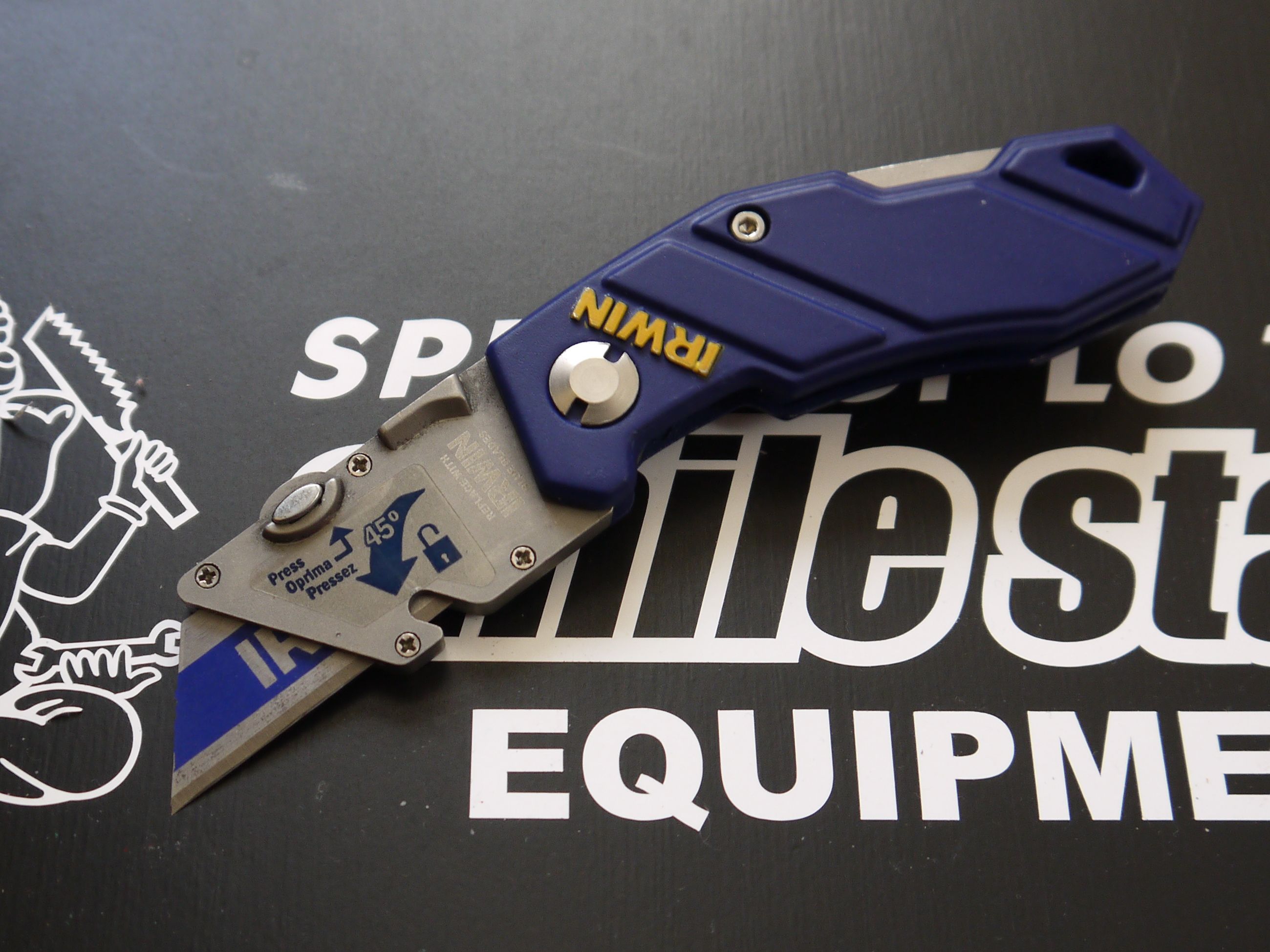 IRWIN FOLDING UTILITY KNIFE
