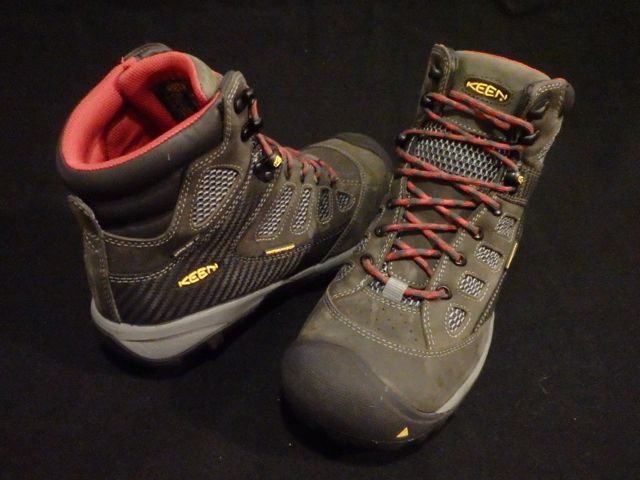 keen tucson mid