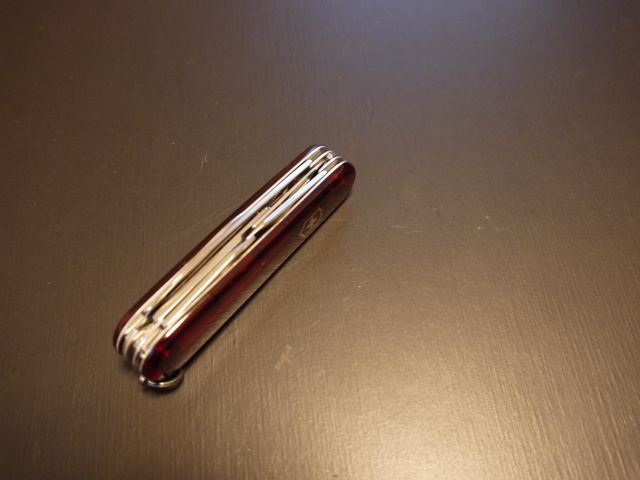ビクトリノックス トラベラー