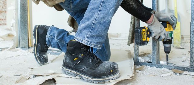 KEEN FOOTWEAR /キーンフットウェア