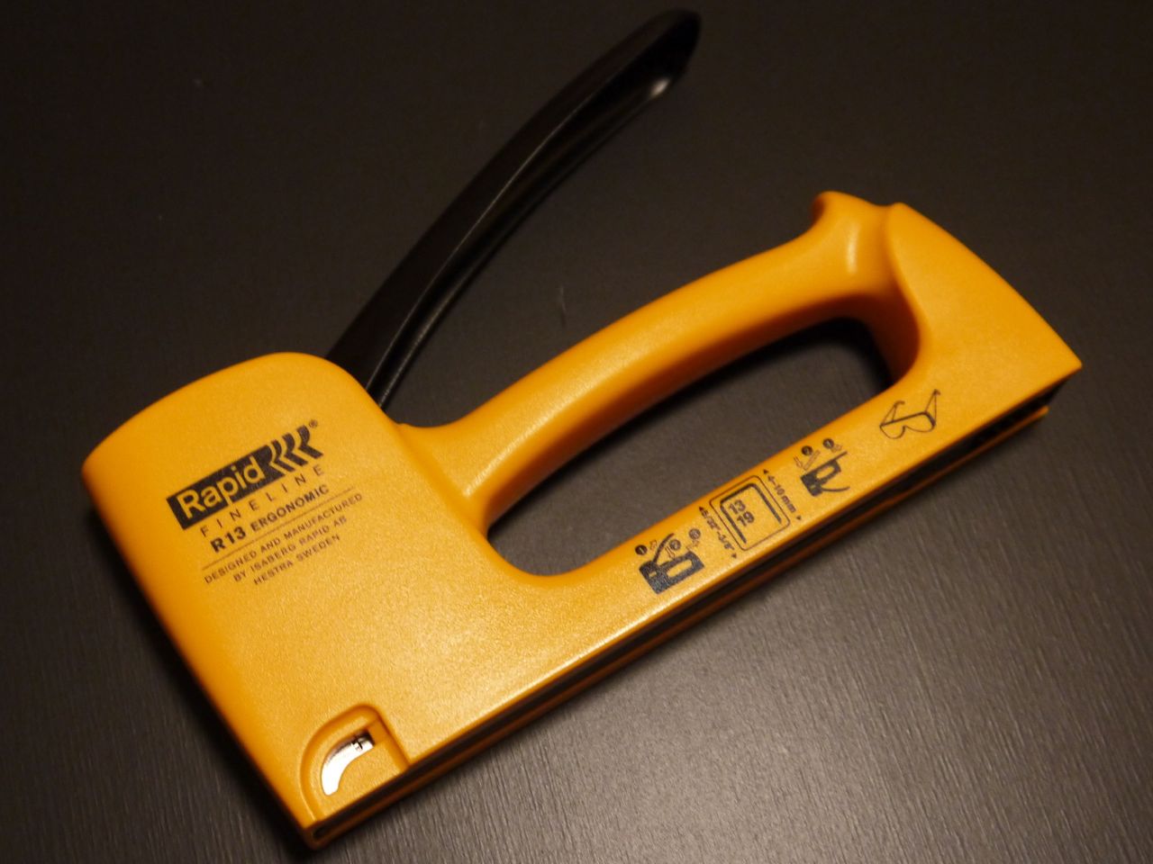 RAPID ガンタッカー R13E