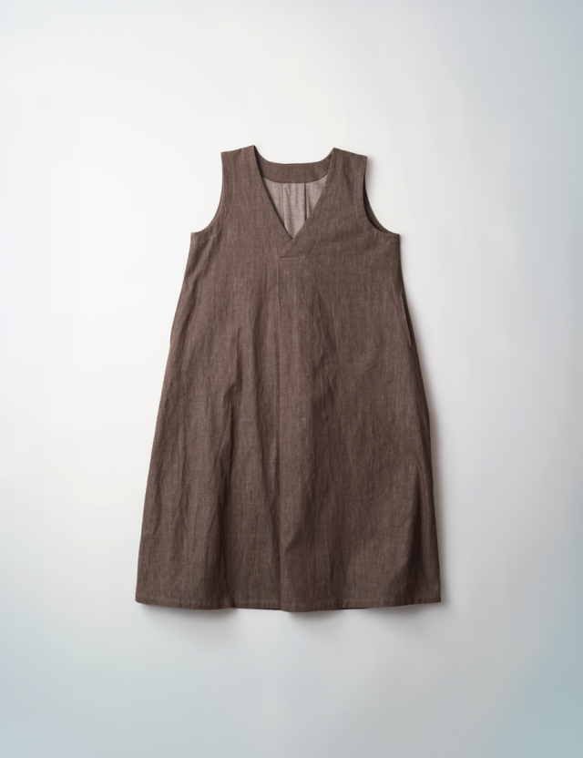 【重ねるだけで、今日が決まる】デニムタック ジャンパースカート ／ ココア
