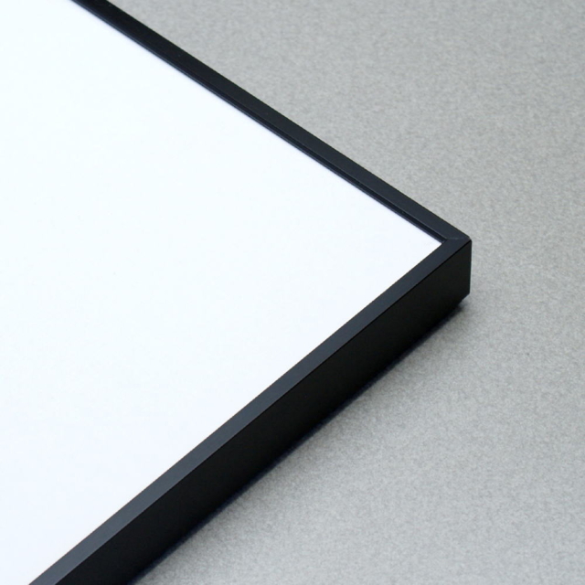 ソリッド５　ブラック