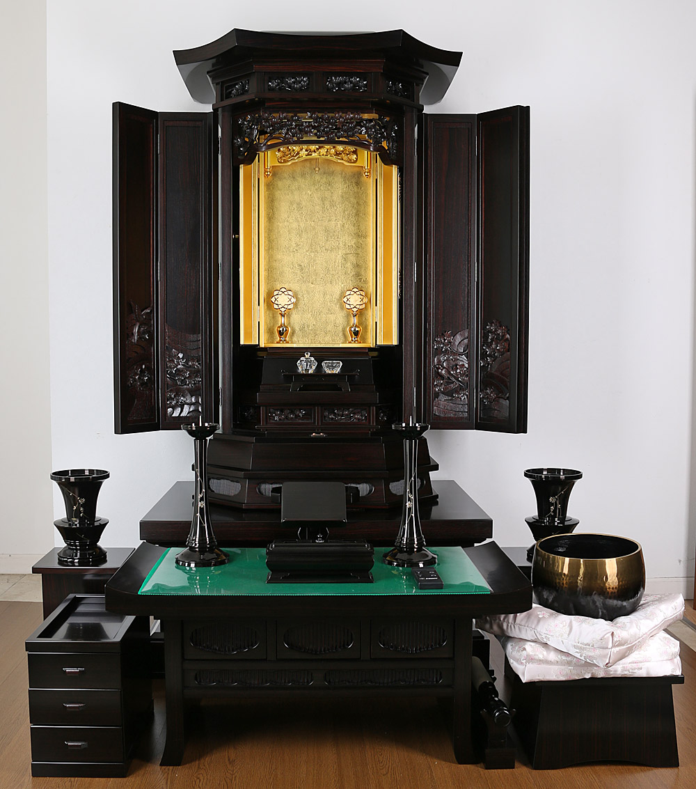 33本黒檀厨子型仏壇【黒檀無垢・本金箔】