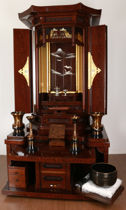 創価学会中古仏壇62号翠宝鉄刀木（タガヤサン）