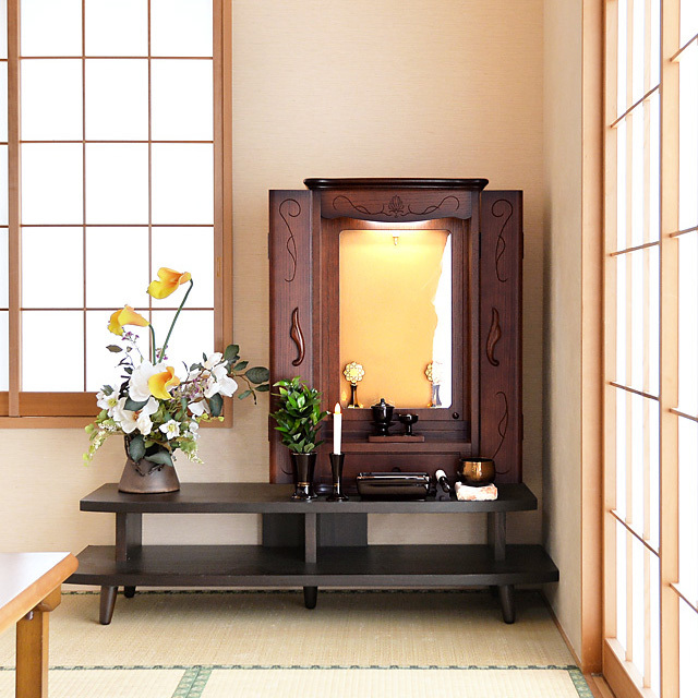 終わりました・仏壇の上置き 黒檀