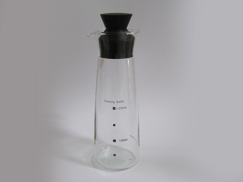 新品、未使用 Baccarat バカラのドレッシング入れ