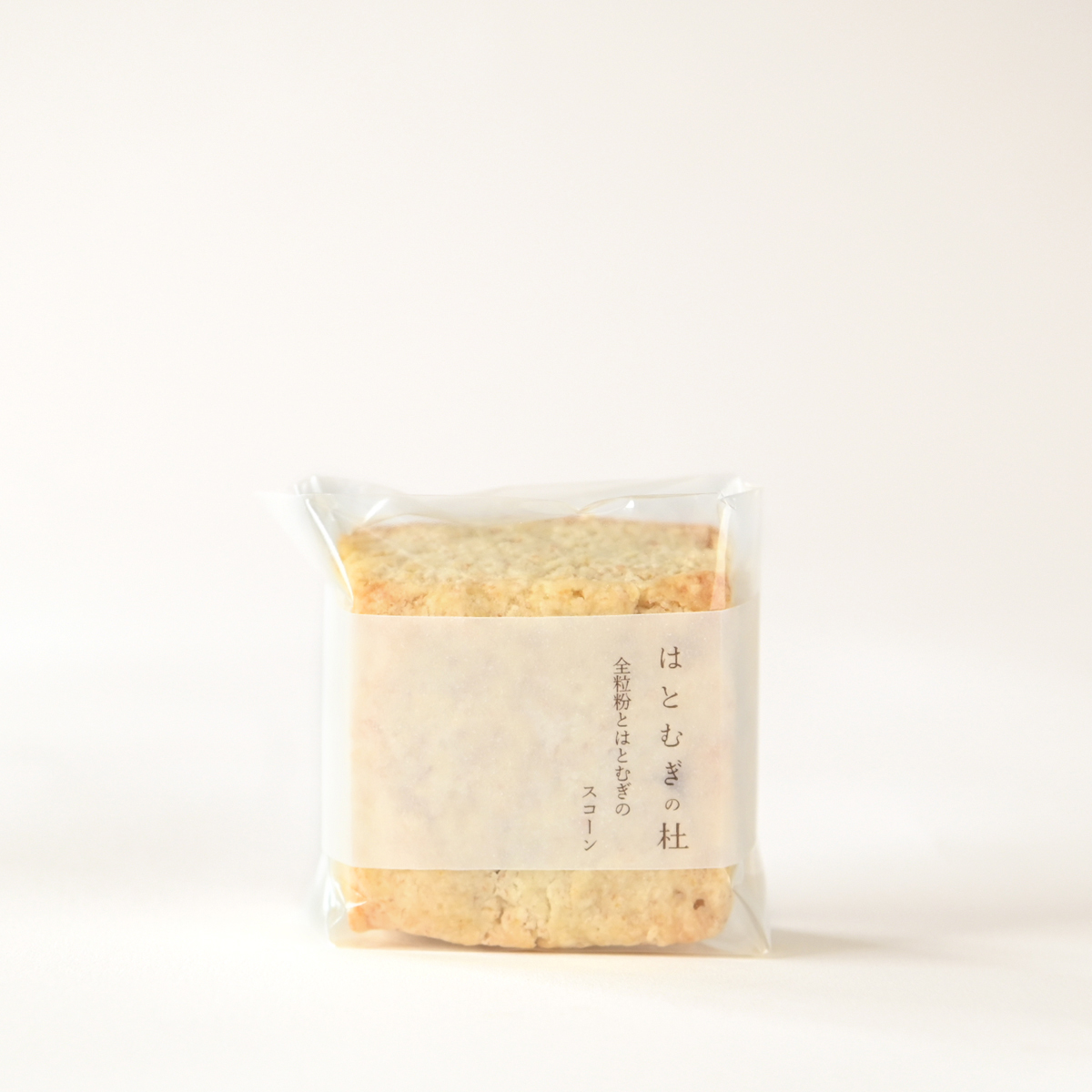 全粒粉とはとむぎのスコーン