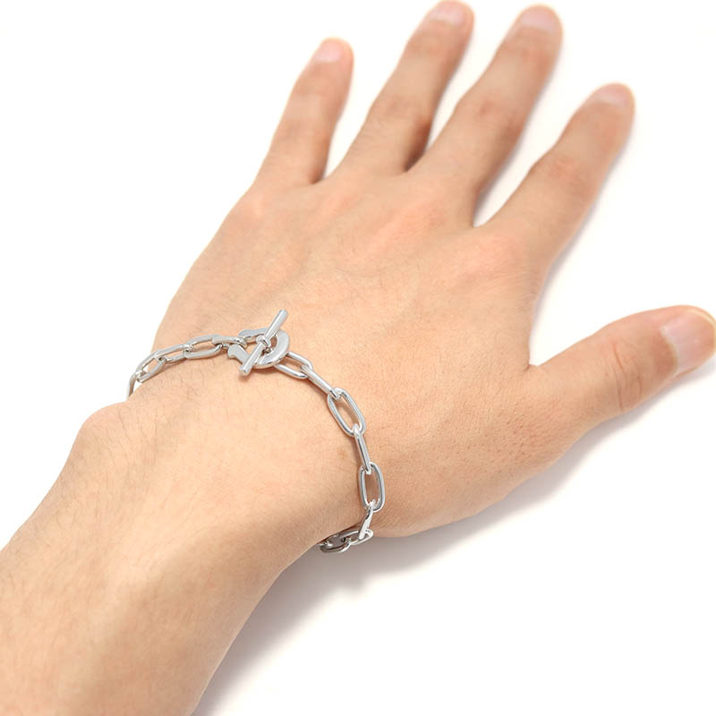 SYMPATHY OF SOUL（シンパシーオブソウル） Medium Horseshoe Toggle