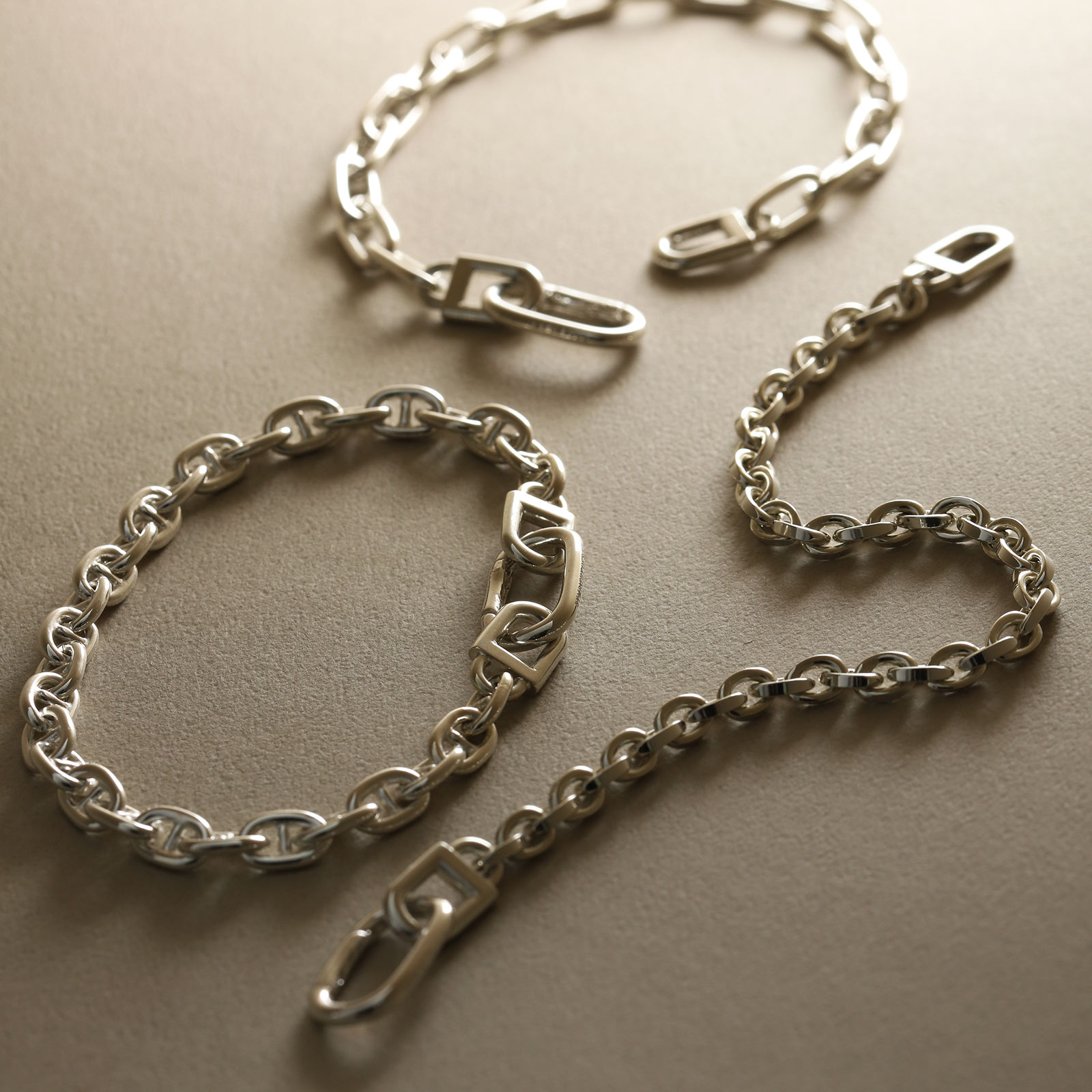 SYMPATHY OF SOUL（シンパシーオブソウル） Surface Chain Bracelet 