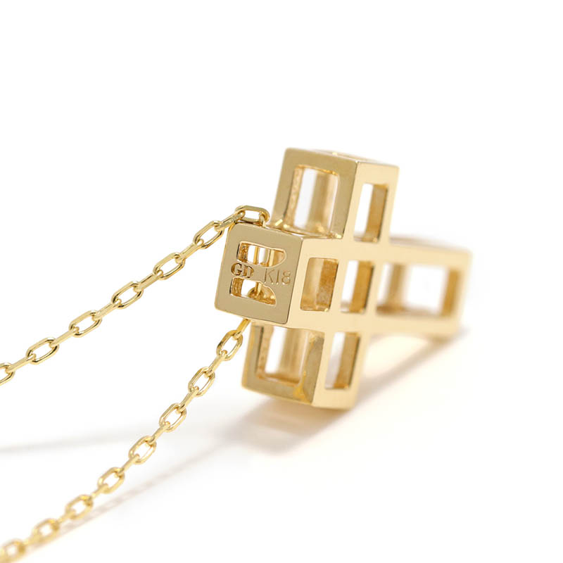 GARDEL（ガーデル） CUBE CROSS NECKLACE - K18Yellow Gold（キューブ