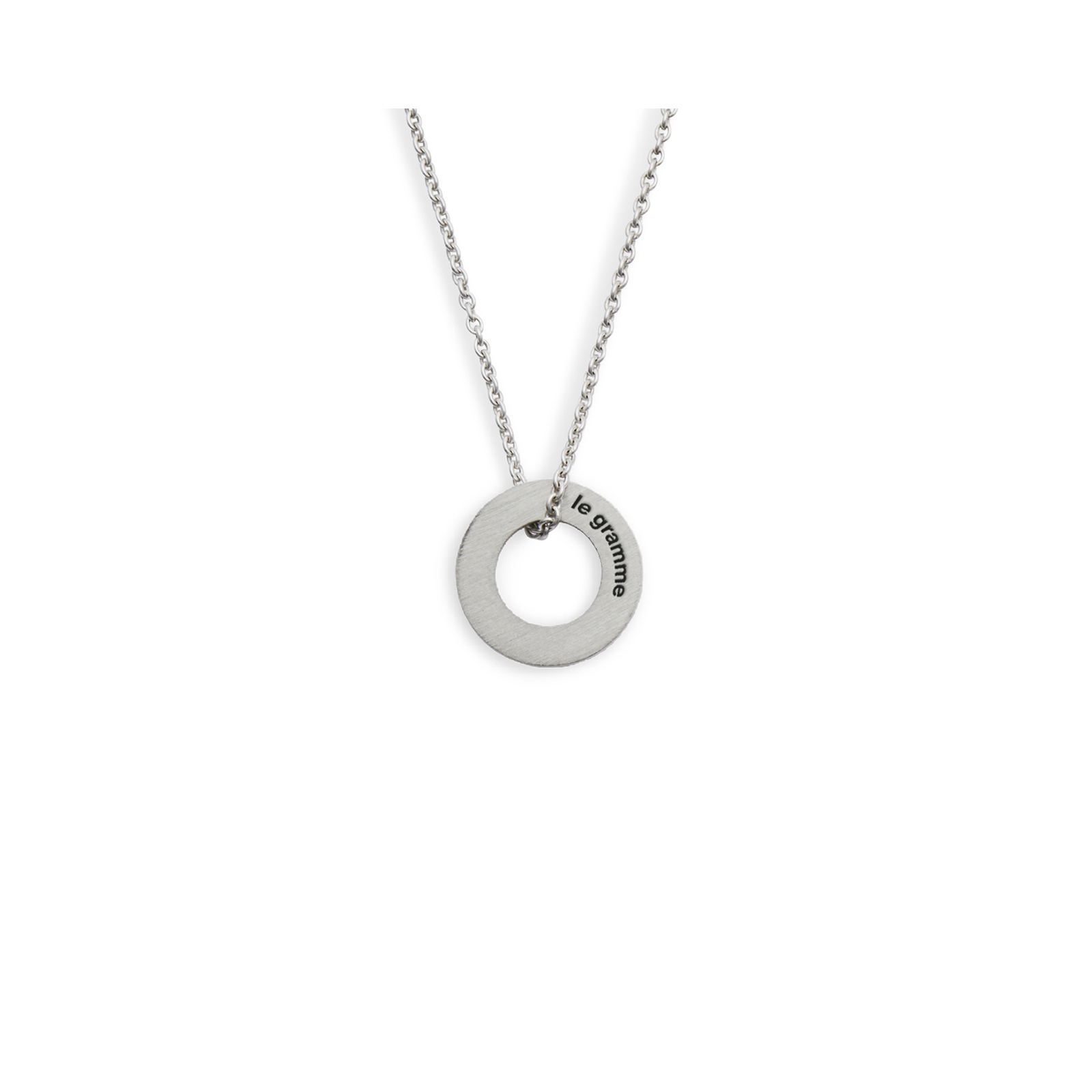 1.1g round pendant with a chain