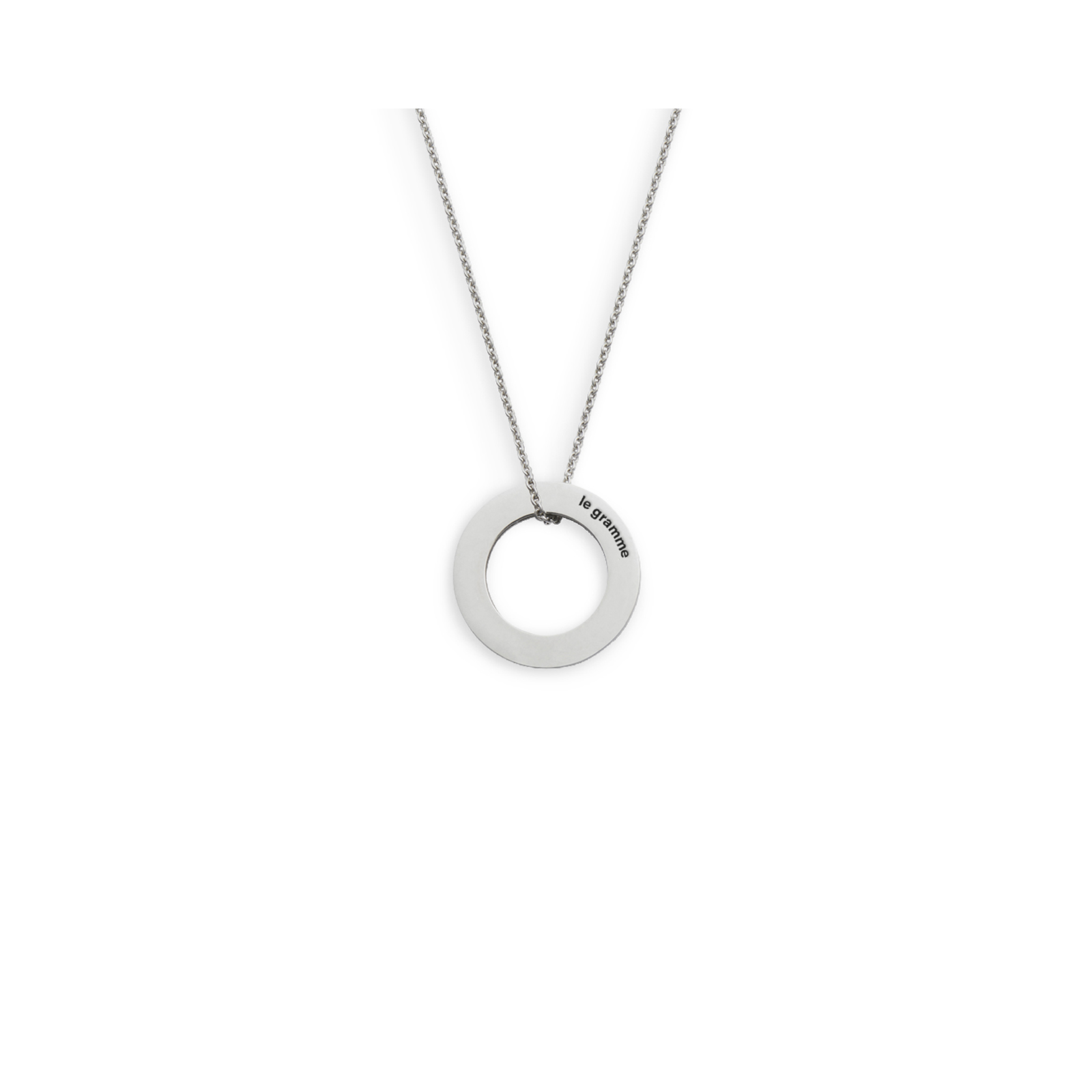 2.5g round pendant with a chain