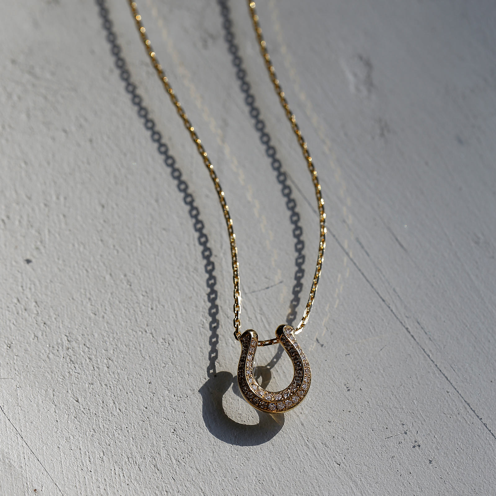 SYMPATHY OF SOUL（シンパシーオブソウル） Ridge Horseshoe Necklace 