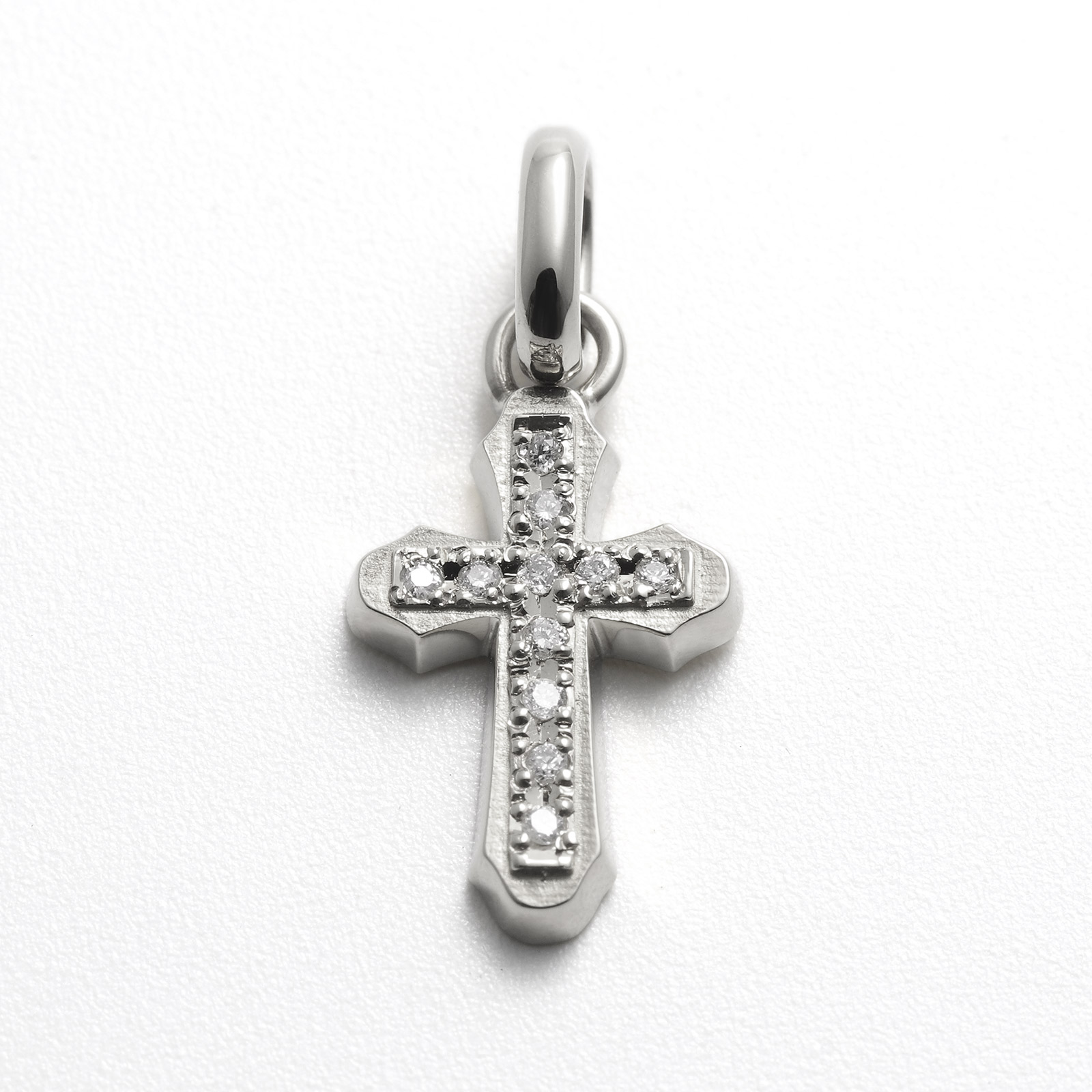 SYMPATHY OF SOUL（シンパシーオブソウル） Smooth Cross Pendant 