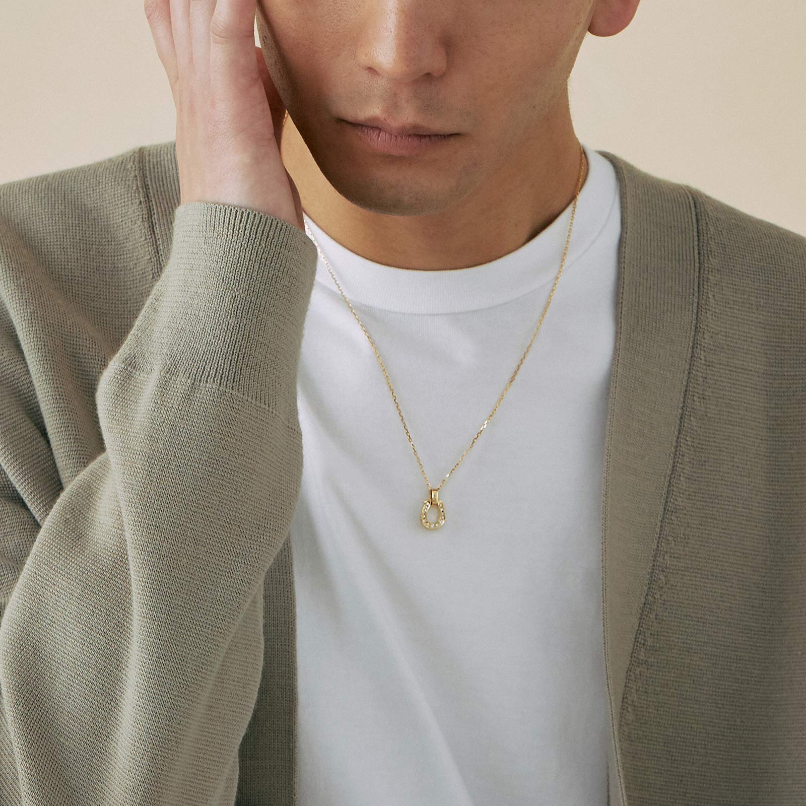 SYMPATHY OF SOUL（シンパシーオブソウル） Medium Horseshoe Pendant 