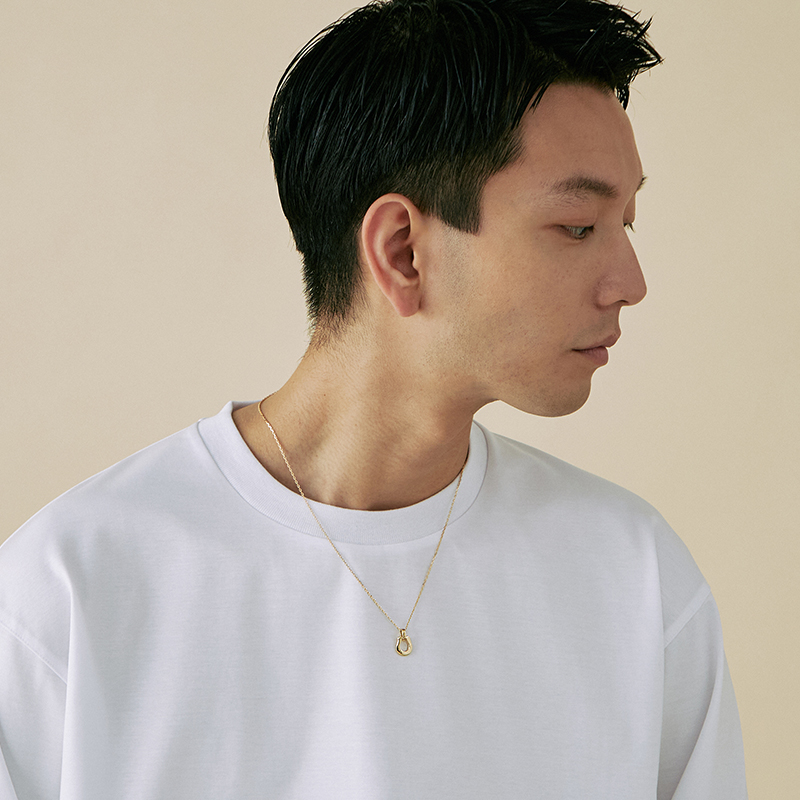 SYMPATHY OF SOUL（シンパシーオブソウル） Medium Horseshoe Pendant
