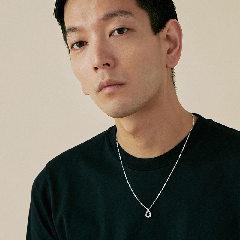 SYMPATHY OF SOUL（シンパシーオブソウル） Small Horseshoe Pendant 