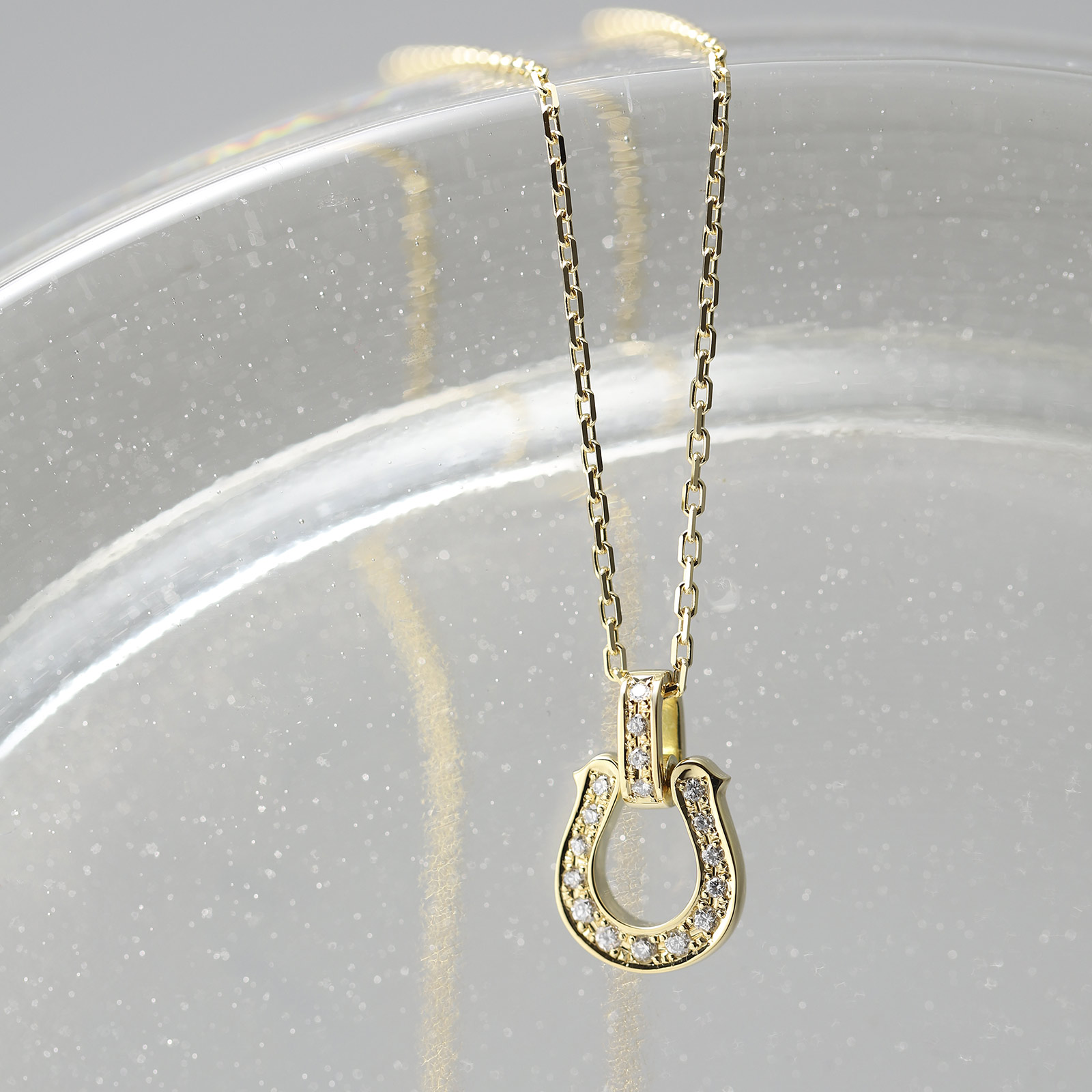 SYMPATHY OF SOUL（シンパシーオブソウル） Medium Lux Horseshoe 
