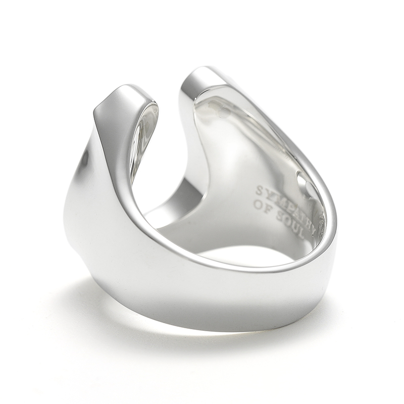 SYMPATHY OF SOUL （シンパシーオブソウル） Large Horseshoe Ring