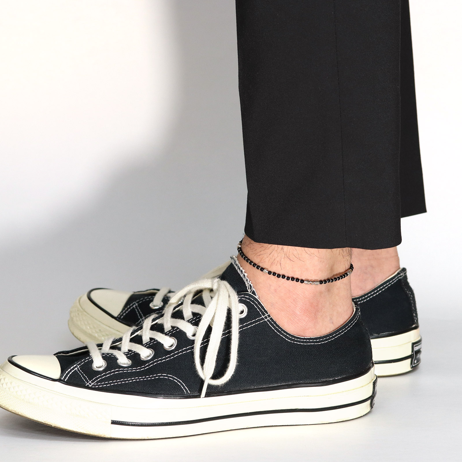 Suman Dhakhwa（スーマンダックワ） MOKUME Slice Beads Anklet /Onyx