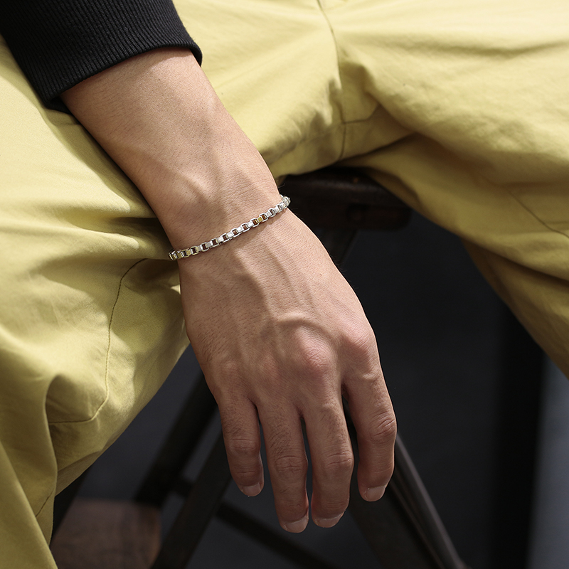 Suman Dhakhwa（スーマンダックワ） Silver Venetian Chain Bracelet w 