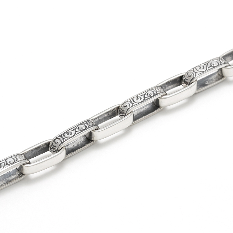 Suman Dhakhwa（スーマンダックワ） Eternal Carving Chain Bracelet