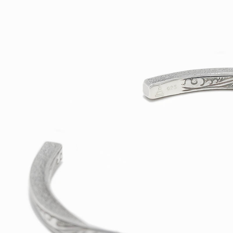 Suman Dhakhwa（スーマンダックワ） Leaf Carved & Sandblast Twist