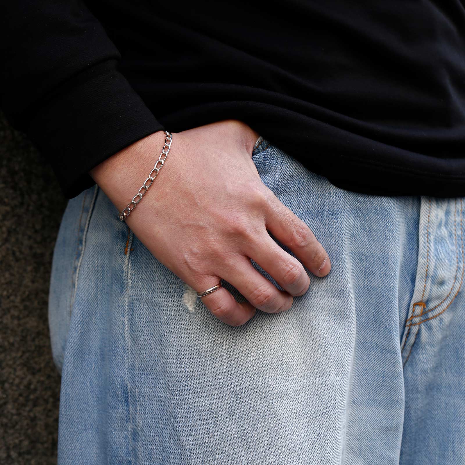 Suman Dhakhwa（スーマンダックワ） Combination Twist Chain Bracelet