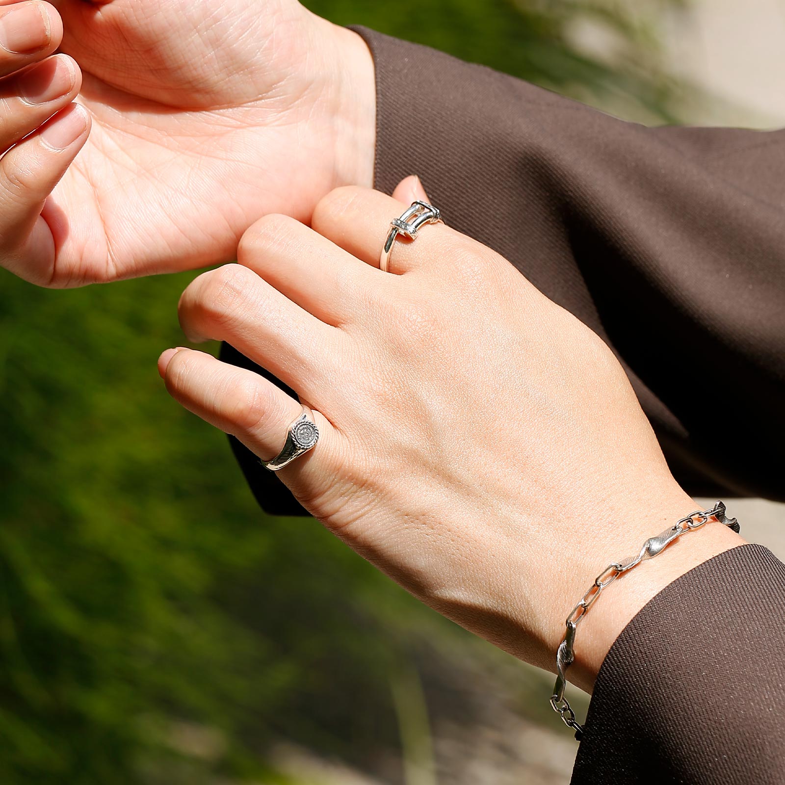 Suman Dhakhwa（スーマンダックワ） Nature Twisted Chain Bracelet
