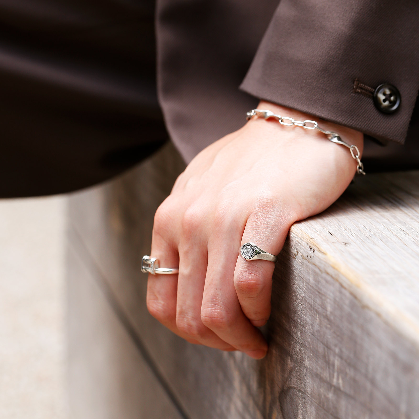 Suman Dhakhwa（スーマンダックワ） Nature Twisted Chain Bracelet