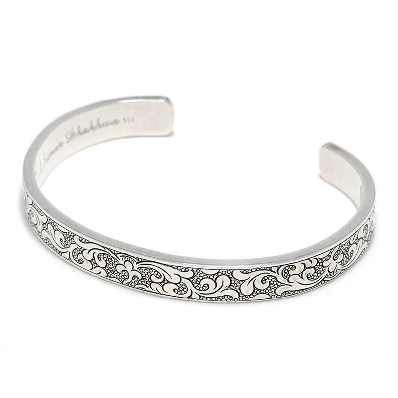 Suman Dhakhwa（スーマンダックワ） Wide Flat Leaf Carving Cuff 